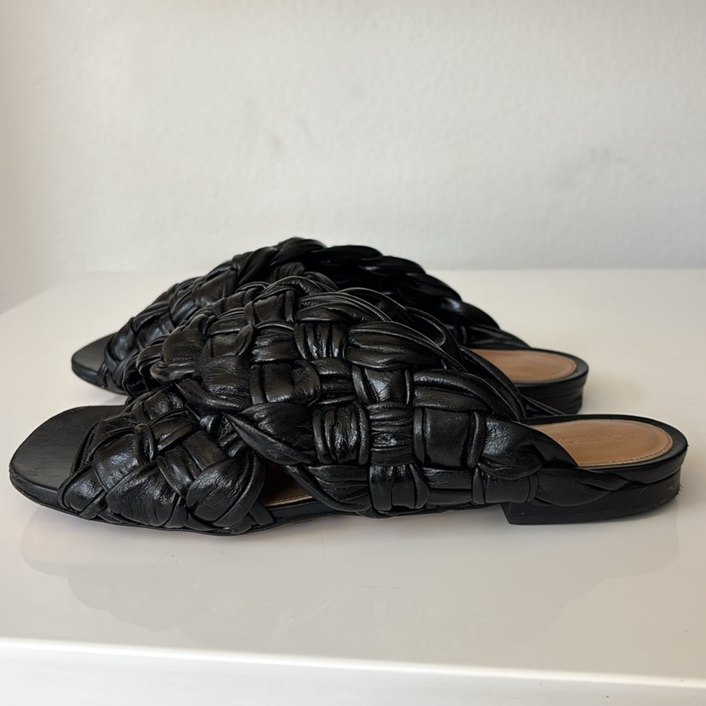 Bottega Veneta women's slides - Picture 8 of 12